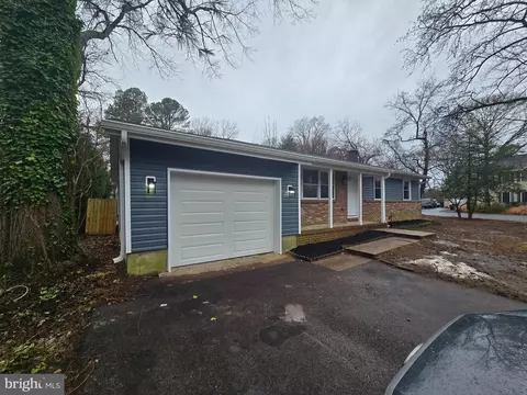 802 Cypress Beach Rd, Severna Park, MD 21146