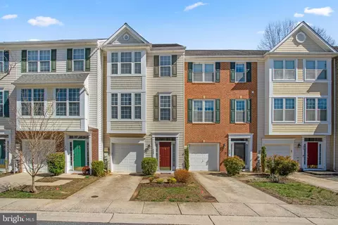 866 Stonehurst Ct, Annapolis, MD 21409