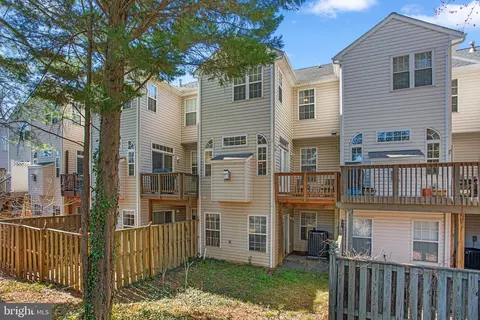 Exterior - 866 Stonehurst Ct, Annapolis, MD 21409 photo 6 of 8