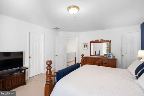 Bedroom - 866 Stonehurst Ct, Annapolis, MD 21409 photo 2 of 4