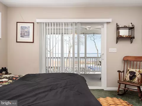 Bedroom - 2062 Knollview Ave, Pasadena, MD 21122 photo 2 of 4