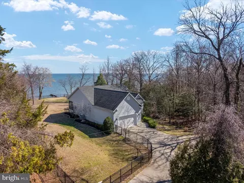 View/Area - 2062 Knollview Ave, Pasadena, MD 21122 photo 9 of 15