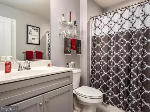 Bath - 2062 Knollview Ave, Pasadena, MD 21122 photo 2 of 2