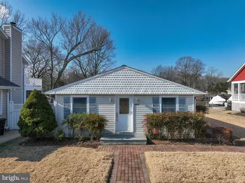 Other - 3602 S River Ter, Edgewater, MD 21037 photo 1 of 6