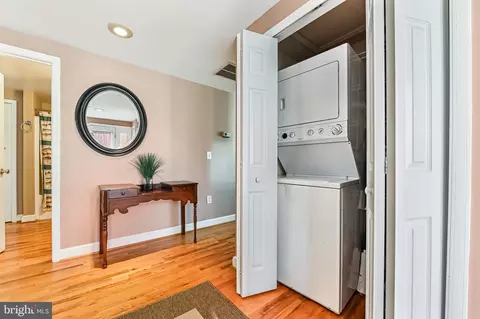Entry Way - 3602 S River Ter, Edgewater, MD 21037 photo 3 of 3