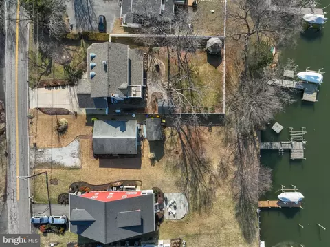 View/Area - 3602 S River Ter, Edgewater, MD 21037 photo 3 of 11
