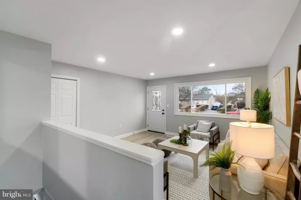 Entry Way - 241 Old Line Ave, Laurel, MD 20724 photo 3 of 6