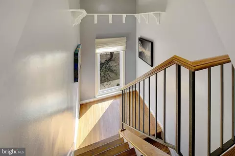 Entry Way - 2454 Vineyard Ln, Crofton, MD 21114 photo 3 of 3
