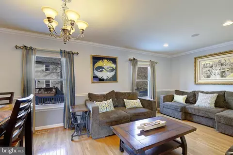 Living - 2454 Vineyard Ln, Crofton, MD 21114 photo 1 of 2