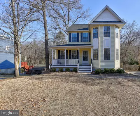 8013 Stone Haven Dr, Glen Burnie, MD 21060
