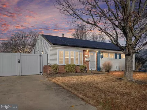 1420 Oakdale Rd, Glen Burnie, MD 21060