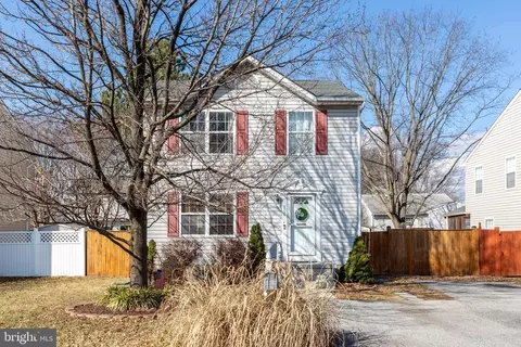 Exterior - 908 Longview Ave, Pasadena, MD 21122 photo 3 of 13