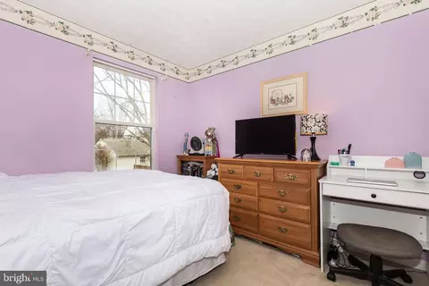 Bedroom - 908 Longview Ave, Pasadena, MD 21122 photo 7 of 9