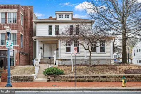 160 West St, Annapolis, MD 21401