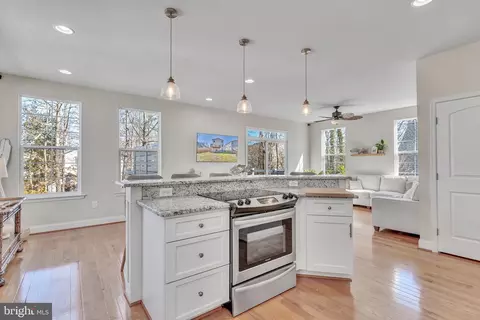 Kitchen - 814 Birch Ave, North Beach, MD 20714 photo 2 of 2
