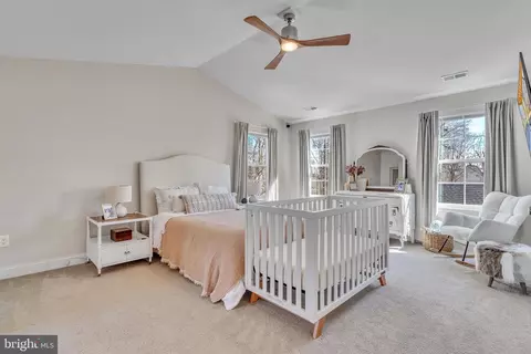 Bedroom - 814 Birch Ave, North Beach, MD 20714 photo 5 of 9