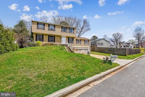 Exterior - 877 Doris Dr, Arnold, MD 21012 photo 15 of 19