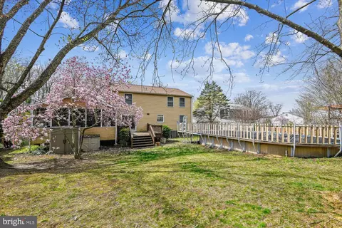 Exterior - 877 Doris Dr, Arnold, MD 21012 photo 18 of 19