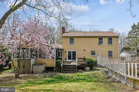 Exterior - 877 Doris Dr, Arnold, MD 21012 photo 10 of 19