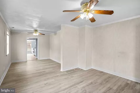 210 W 11th Ave, Baltimore, MD 21225 photo 2