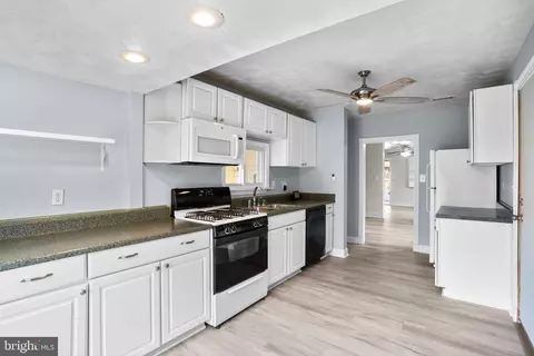 210 W 11th Ave, Baltimore, MD 21225 photo 12