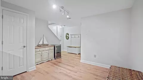 Entry Way - 2801 Elsa Ct, Crofton, MD 21114 photo 9 of 11