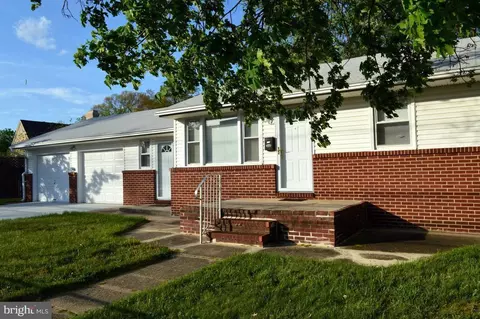 338 Oak Manor Dr, Glen Burnie, MD 21061