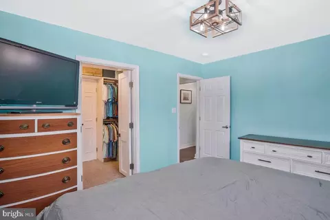 Bedroom - 5983 Tyler Rd, Deale, MD 20751 photo 2 of 4