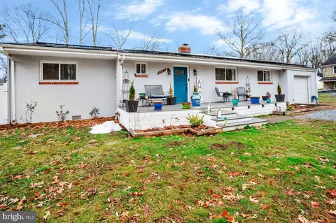 Exterior - 5983 Tyler Rd, Deale, MD 20751 photo 3 of 4