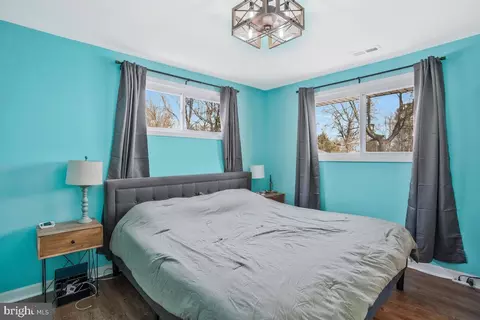 Bedroom - 5983 Tyler Rd, Deale, MD 20751 photo 1 of 4