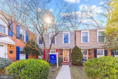 1728 Dana St, Crofton, MD 21114