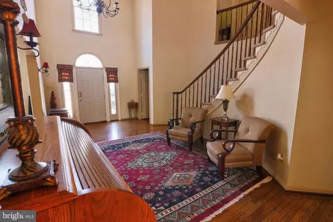 Entry Way - 303 Maro Rd, Pasadena, MD 21122 photo 1 of 8