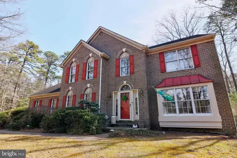 Exterior - 303 Maro Rd, Pasadena, MD 21122 photo 2 of 17
