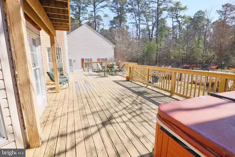 Exterior - 303 Maro Rd, Pasadena, MD 21122 photo 12 of 17