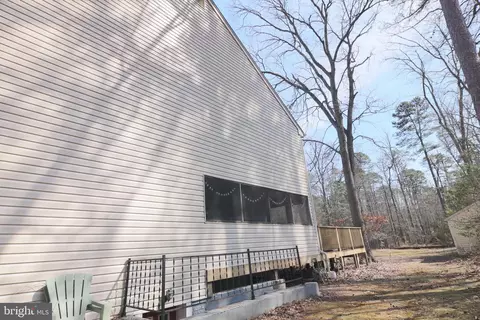 Exterior - 303 Maro Rd, Pasadena, MD 21122 photo 11 of 17
