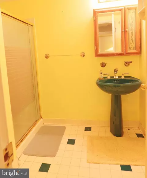 Bath - 303 Maro Rd, Pasadena, MD 21122 photo 4 of 4