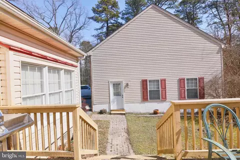 Exterior - 303 Maro Rd, Pasadena, MD 21122 photo 15 of 17