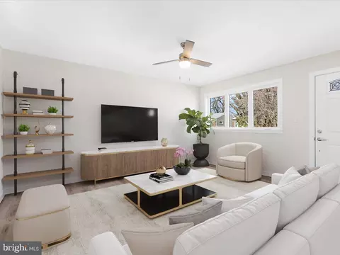 113 Cedar Hill Rd, Brooklyn, MD 21225