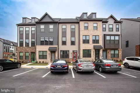 7815 Yona Ct, Glen Burnie, MD 21060
