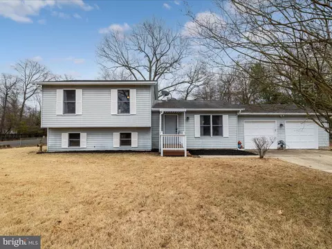 Exterior - 251 Ullman Rd, Pasadena, MD 21122 photo 3 of 4