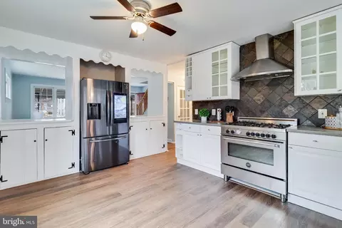 304 Alameda Pkwy, Arnold, MD 21012