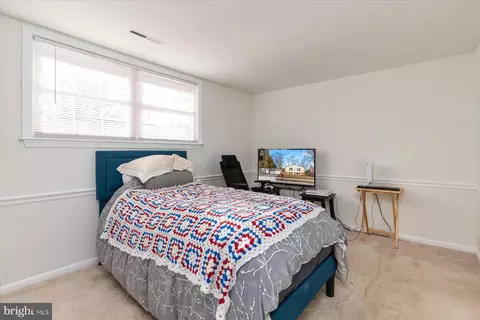 512 Williamsburg Ln, Odenton, MD 21113 photo 20