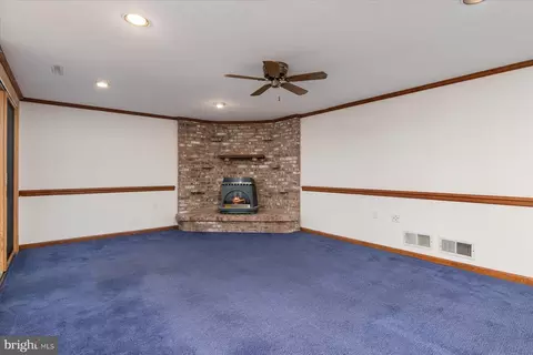 512 Williamsburg Ln, Odenton, MD 21113 photo 13