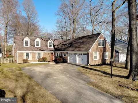 1538 Crofton Pkwy, Crofton, MD 21114