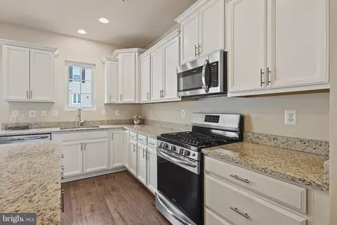 8337 Daydream Cres, Pasadena, MD 21122 photo 15