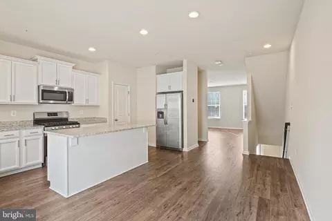 8337 Daydream Cres, Pasadena, MD 21122 photo 16