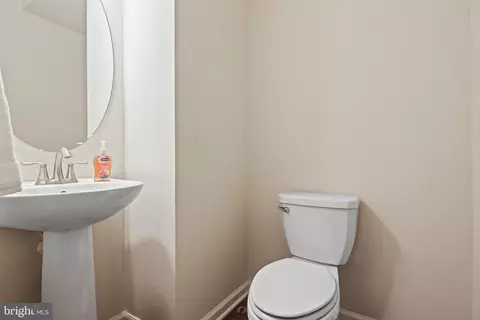 8337 Daydream Cres, Pasadena, MD 21122 photo 19