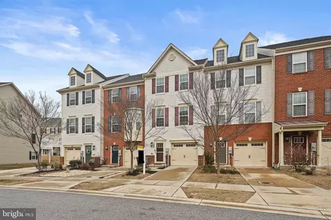 8337 Daydream Cres, Pasadena, MD 21122