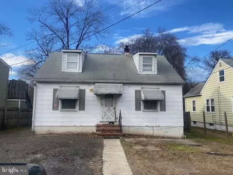 708 Meadowbrook Rd, Glen Burnie, MD 21061