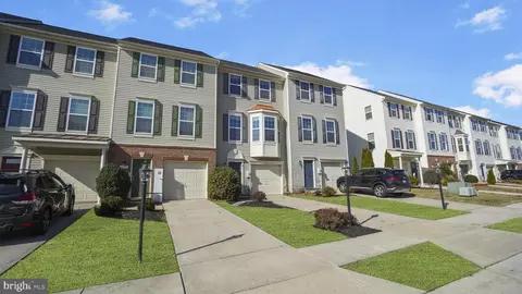 7696 Timbercross Ln, Glen Burnie, MD 21060